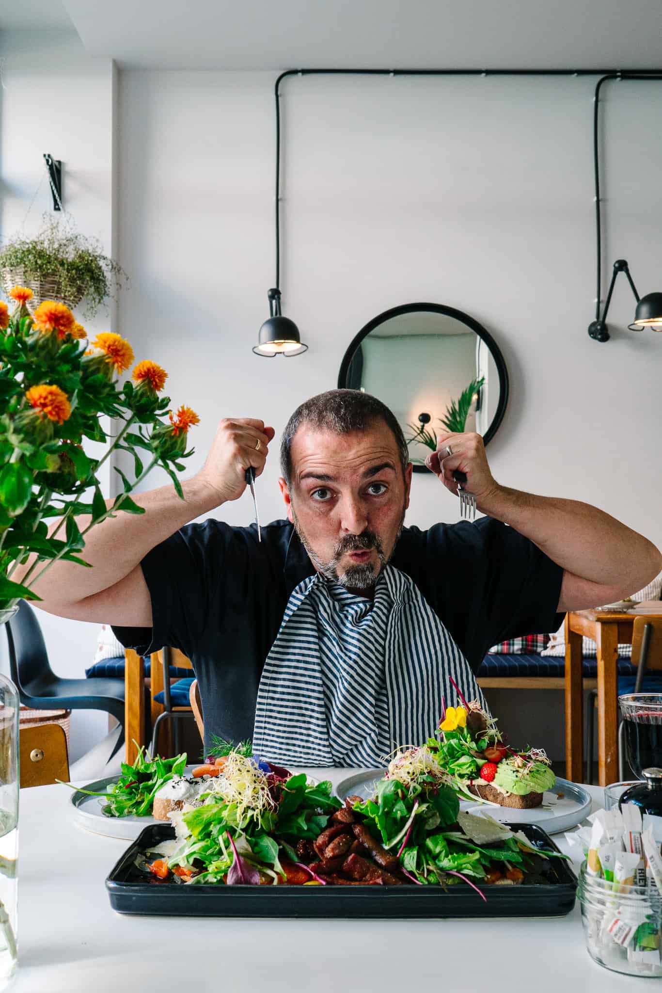 Factory Girl brunch scene